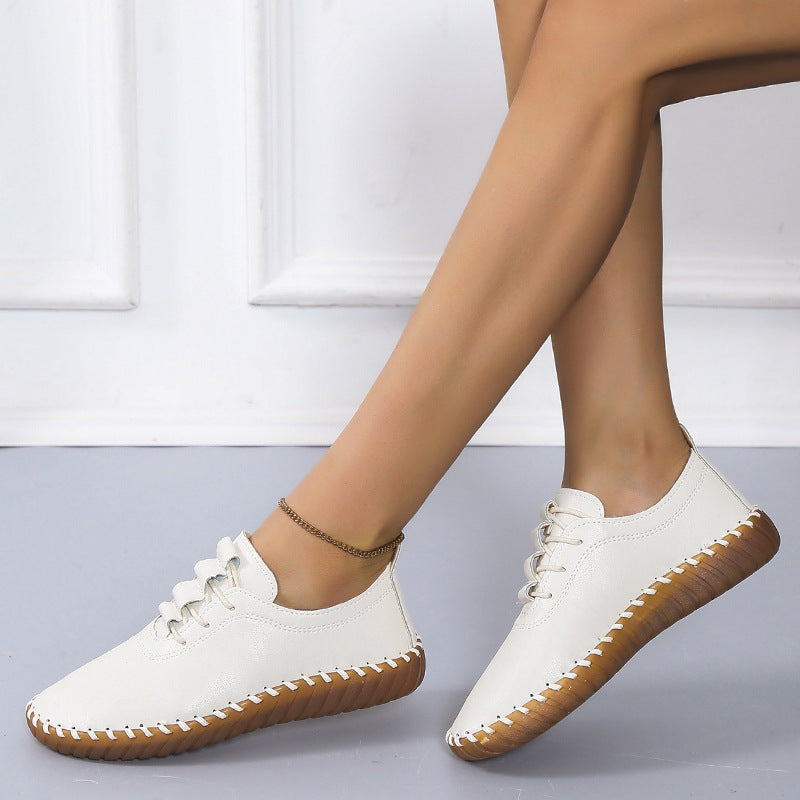 Damen handgenähter Komfort-Sneaker mit elastischer Schnürung und profilierter Kautschuksohle Shop Nory