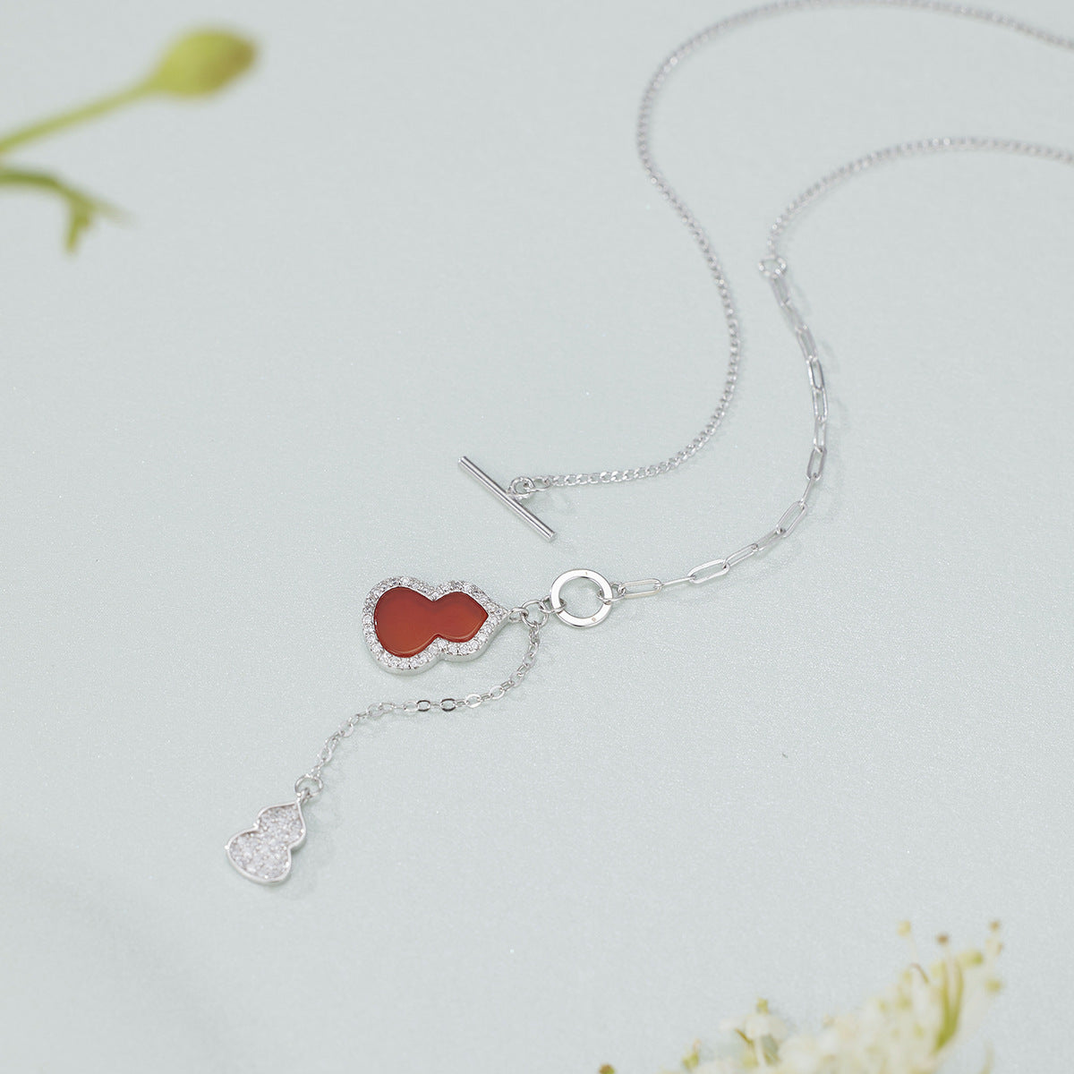 Damen Halskette mit doppelt gestaltetem Anhänger aus Halbedelstein und funkelnden Zirkonia Shop Nory