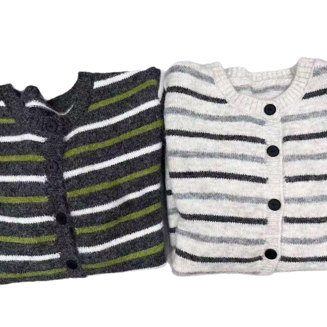 Damen Verspielte Strickjacke mit Streifen Shop Nory