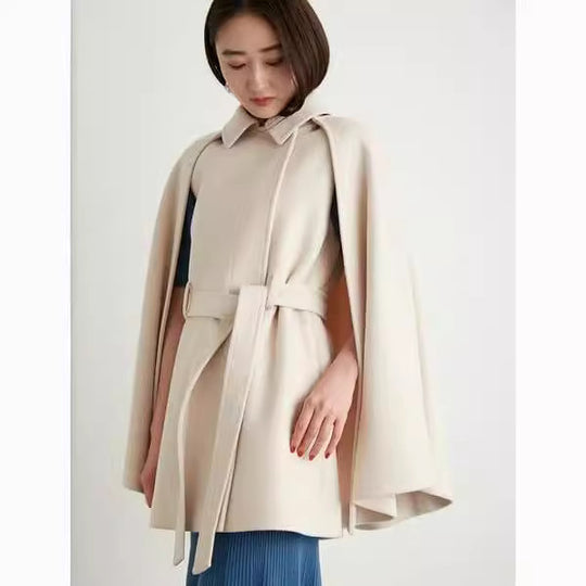 Damen Kurzcape-Mantel im Blazerstil mit Taillengürtel und Hemdkragen Shop Nory