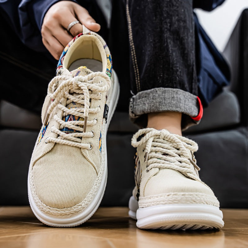 Damen espadrille-inspirierte Plateau-Sneaker mit gewebten Ethno-Einsätzen, seitlichem Reißverschluss und gedämpfter Leichtsohle Shop Nory