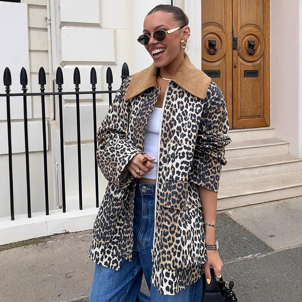 Damen Oversize-Fieldjacke mit Leoprint und kontrastierendem Cordkragen Shop Nory