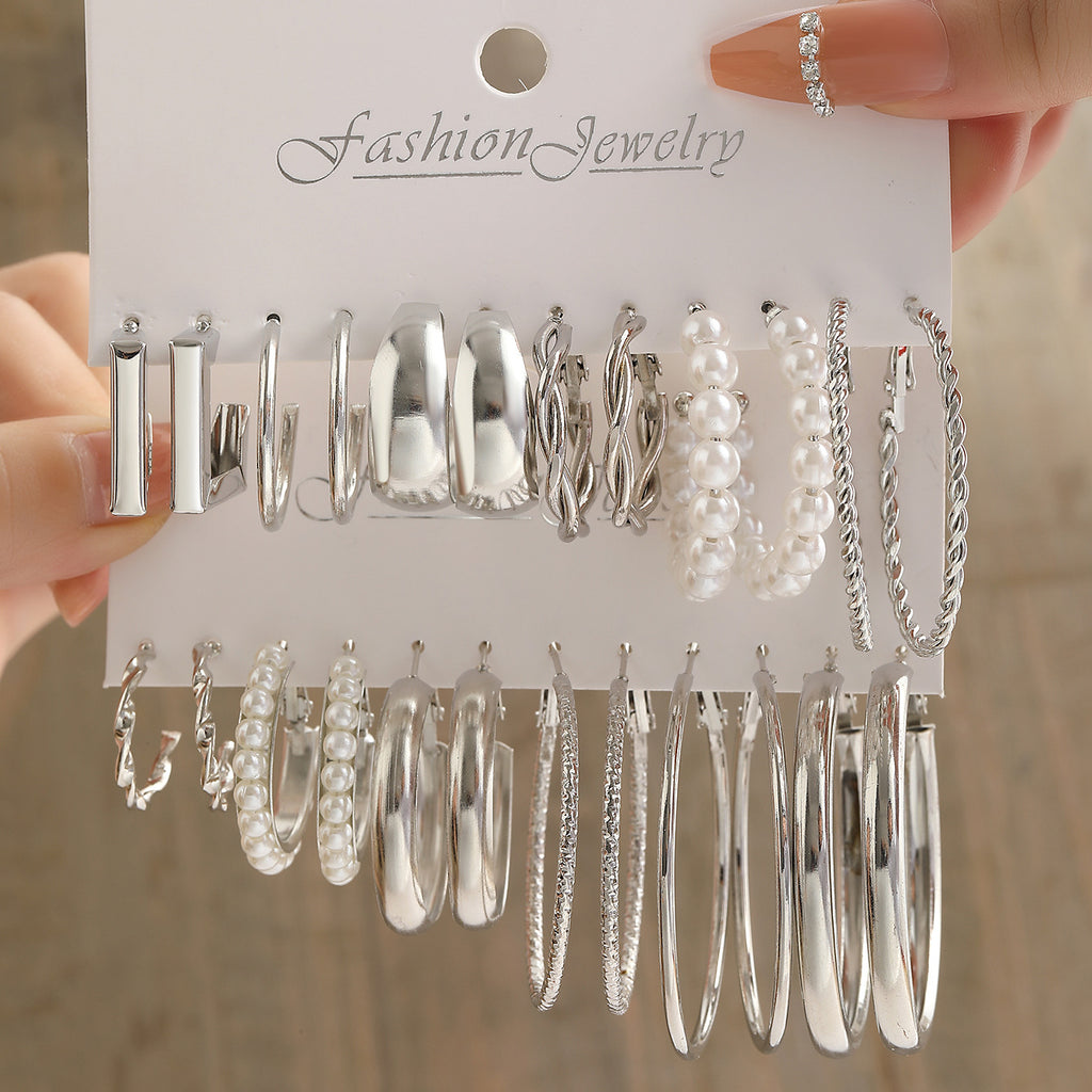 Damen Creolen-Set mit funkelnden Details und vielseitigen Designs Shop Nory