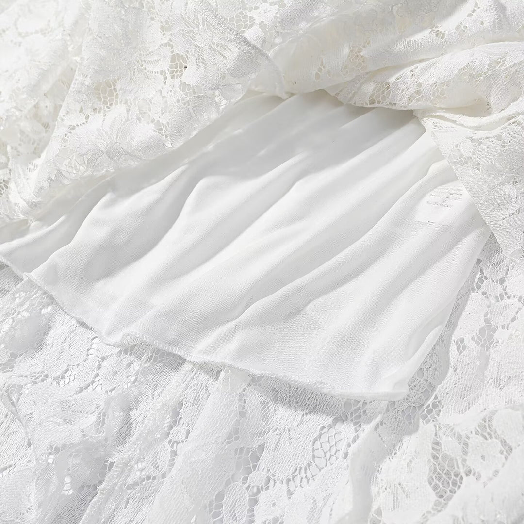 Damen Maxikleid aus floraler Spitze mit hohem Stehkragen und Glockenärmeln Shop Nory
