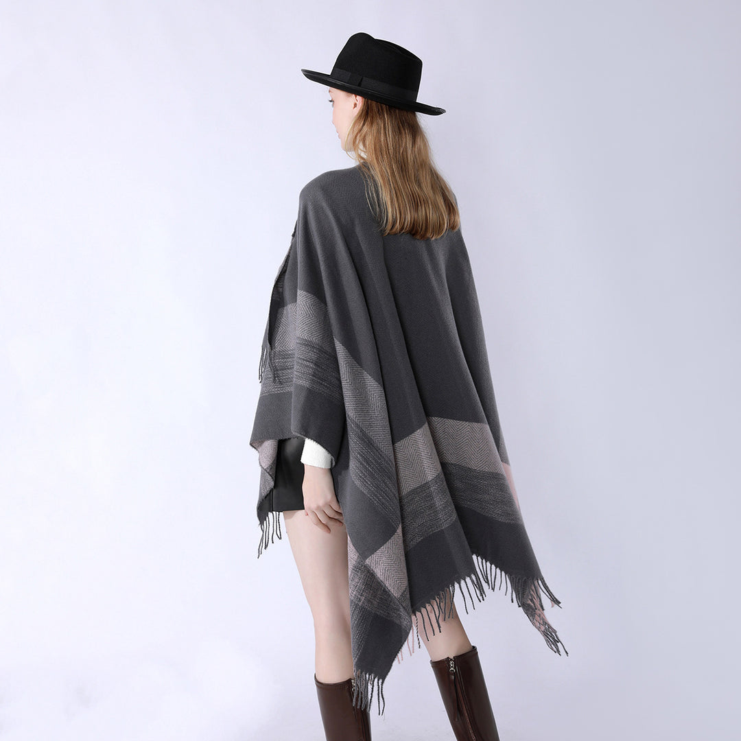 Damen Leichter Wollmix-Überwurf im Kimono-Schnitt mit Fischgrät‑Besatz und Fransensaum Shop Nory