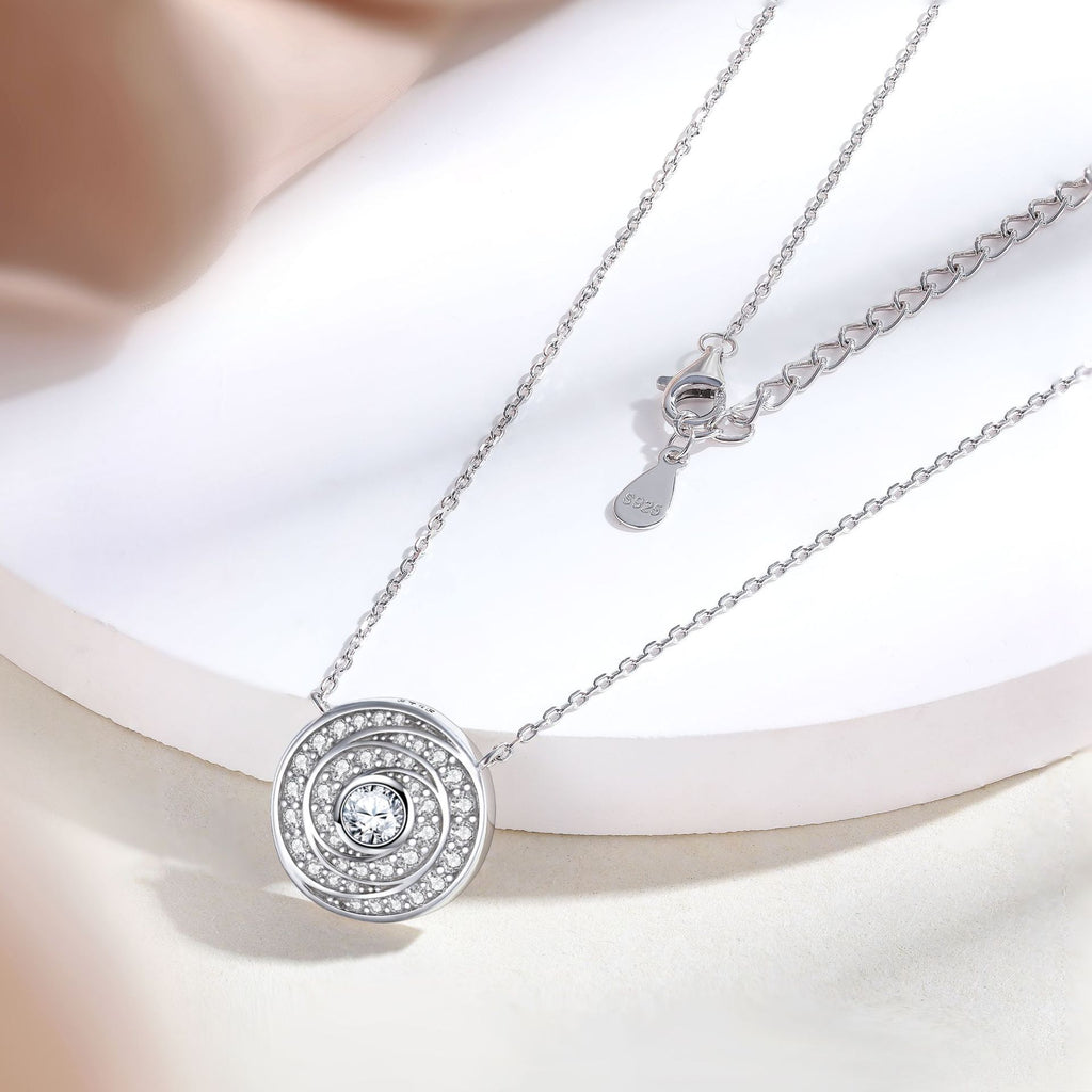Damenring mit kunstvollen geometrischen Zirkonia-Details Shop Nory
