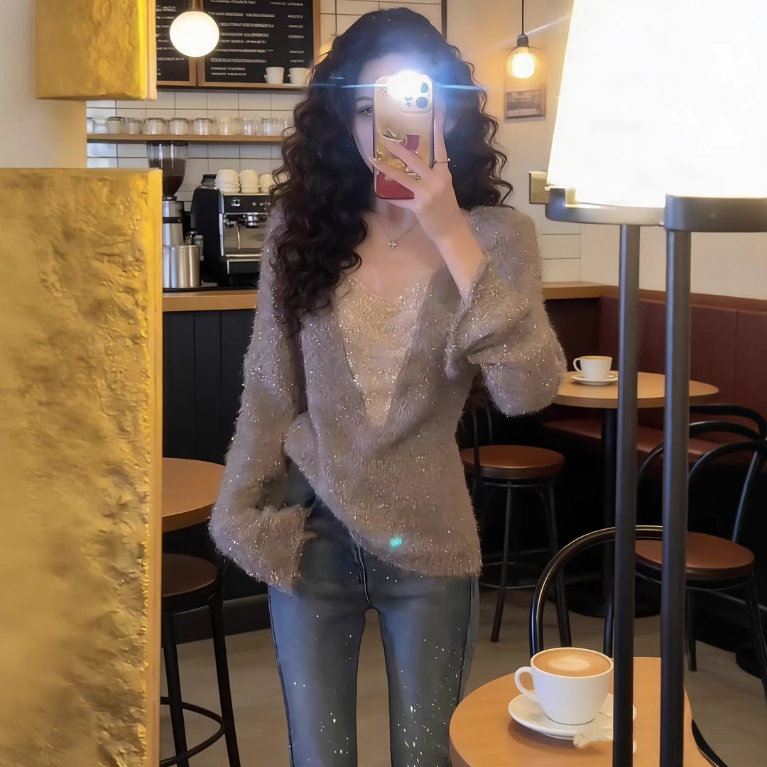 Damen Flauschiges Langarmshirt mit tiefem V‑Ausschnitt und Glitzer-Insert Shop Nory