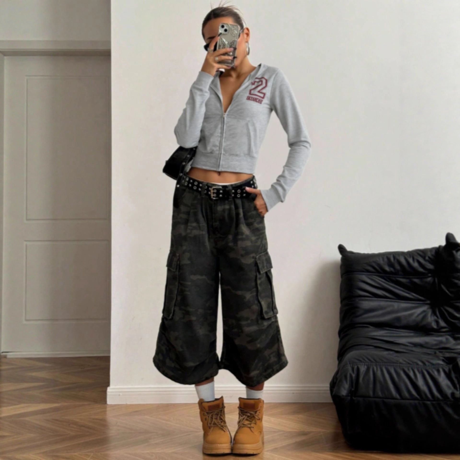 Damen sportliches Crop-Top mit Reißverschluss und hohem Kragen Shopnory