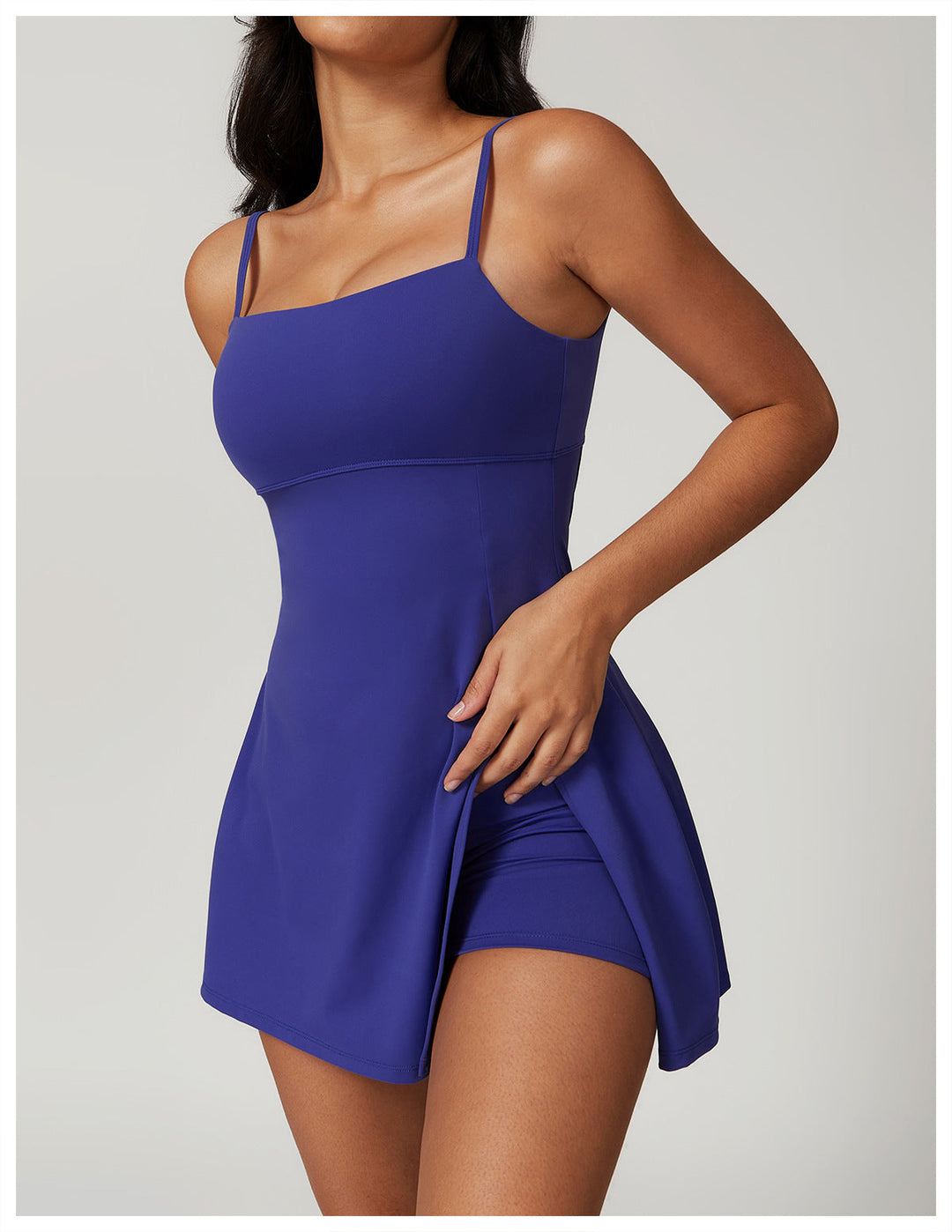Damen Schwimmdress mit integrierter Shorts und verstellbaren Trägern