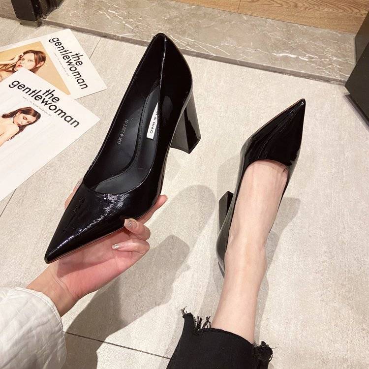 Damen spitze High Heels mit Blockabsatz