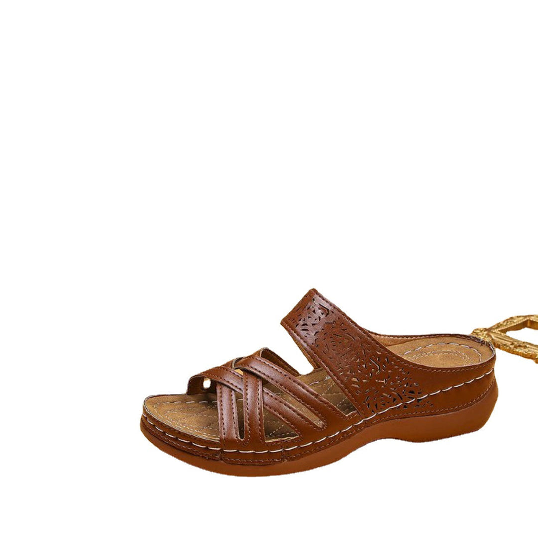 Damen komfortable und stilvolle Pantolette mit durchbrochenem Design
