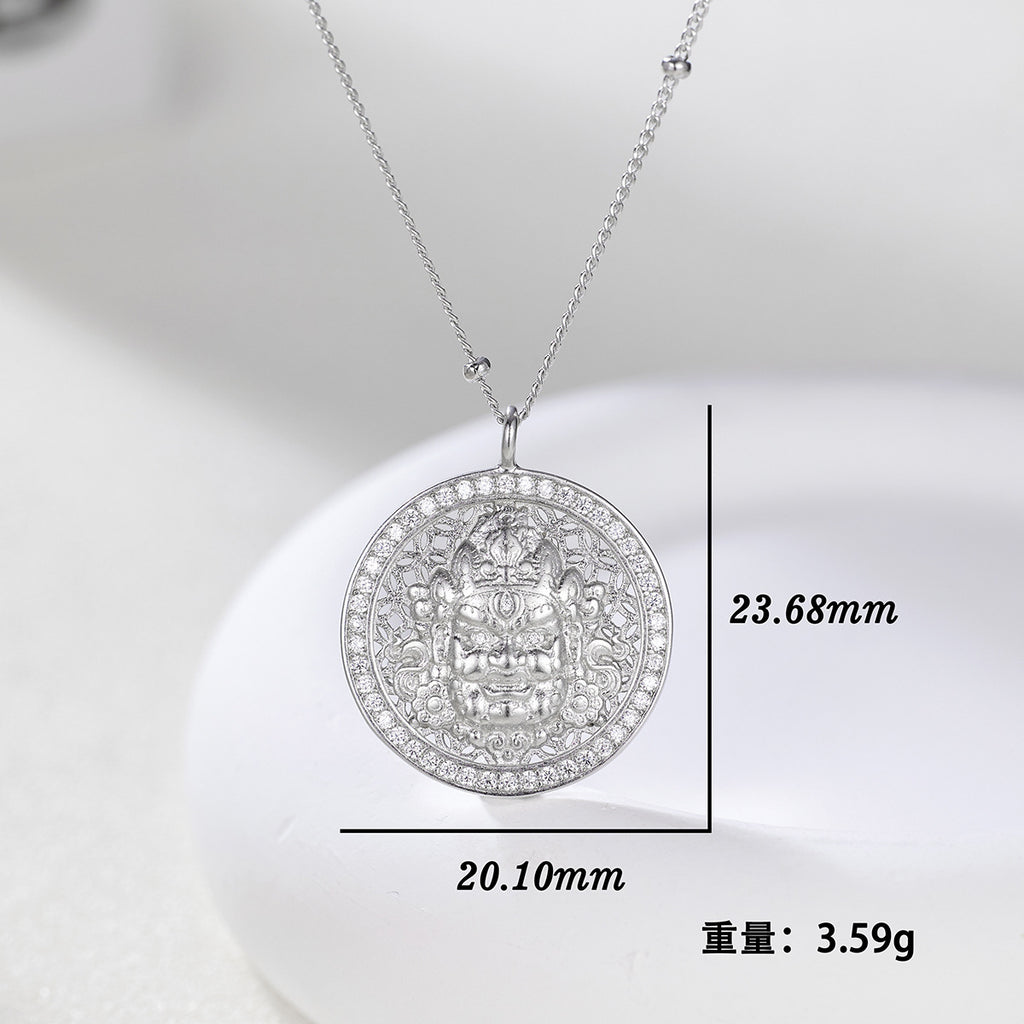 Damen Halskette mit kunstvollem Buddha-Anhänger und funkelnden Zirkonia Shop Nory