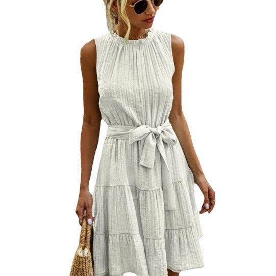 Damen luftiges Sommerkleid mit tailliertem Bund und Rüschendetails