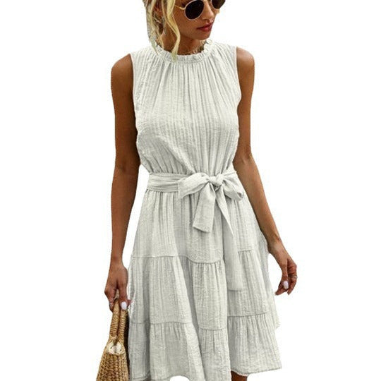 Damen luftiges Sommerkleid mit tailliertem Bund und Rüschendetails
