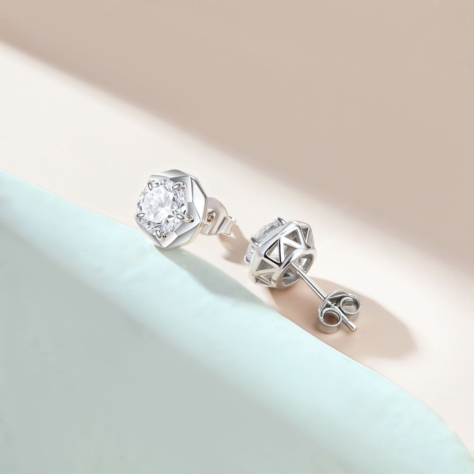 Damen Ohrringe mit gefassten Zirkonia Kristallen Shop Nory