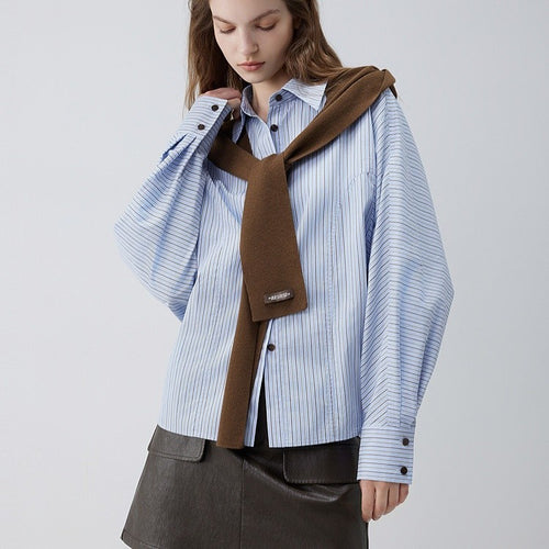 Damen Weiteres Hemd mit feinen Nadelstreifen und kastigem Schnitt Shop Nory