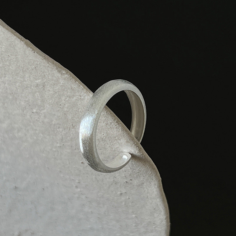 Damenring aus hochwertigem Edelstahl mit modernem, geschwungenem Design Shop Nory