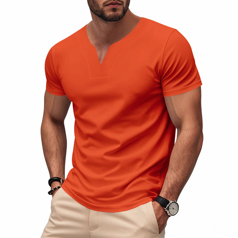 Herren nan schlank geschnittenes Kurzarmshirt mit eingelassener V-Einkerbung und dekorativer Ziernaht