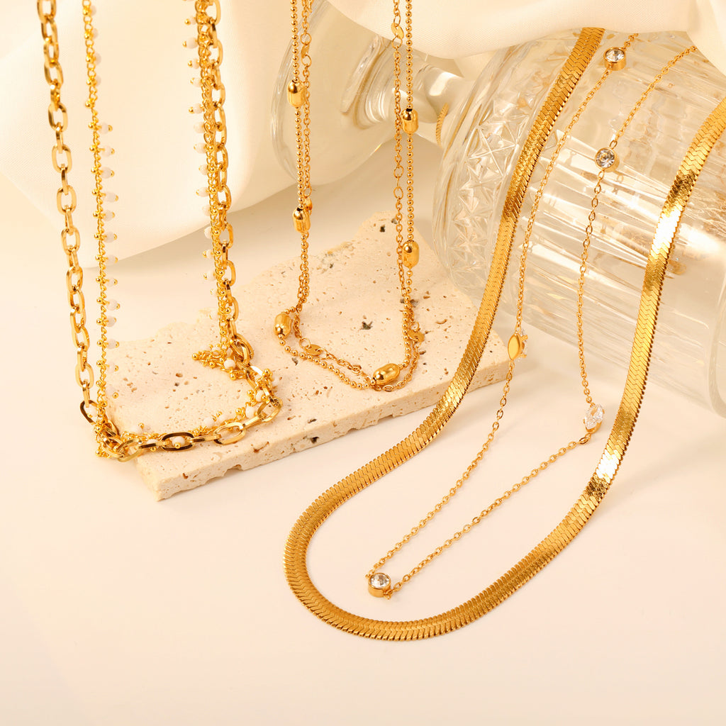 Damen Halskette mit schützenden Augenmotiven und goldplattierter Edelstahl-Verarbeitung Shop Nory