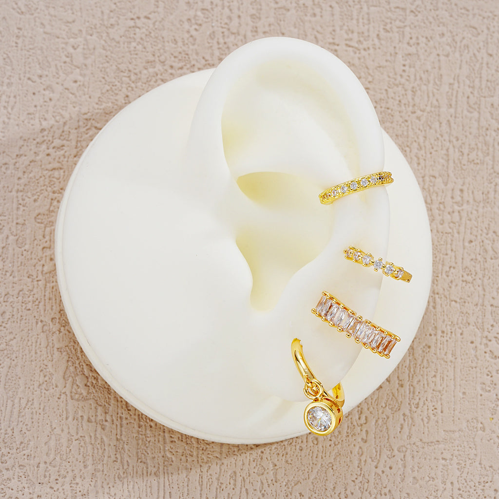 Damen Ohrschmuck Set mit funkelnden Kristallen und modernem Design Shop Nory