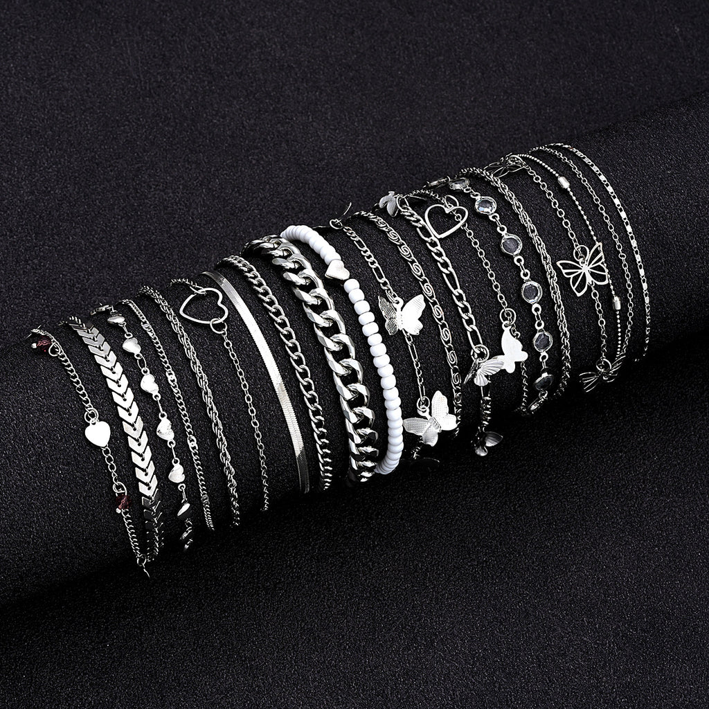 Damen Fußkettchen-Set mit zarten Anhängern und filigranen Designs Shop Nory