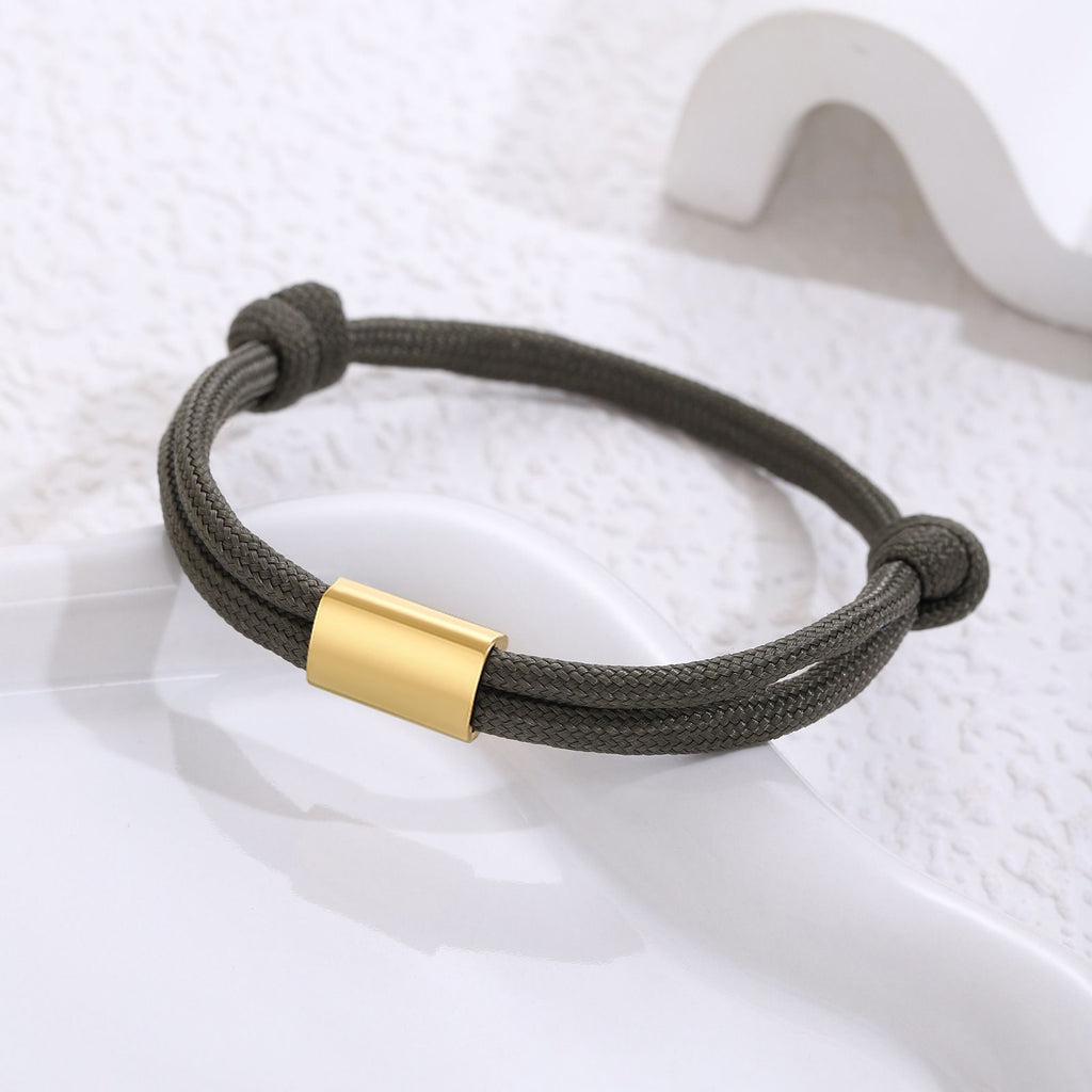 Damen geflochtenes Armband aus robustem Material mit goldener Akzentverschlus Shop Nory
