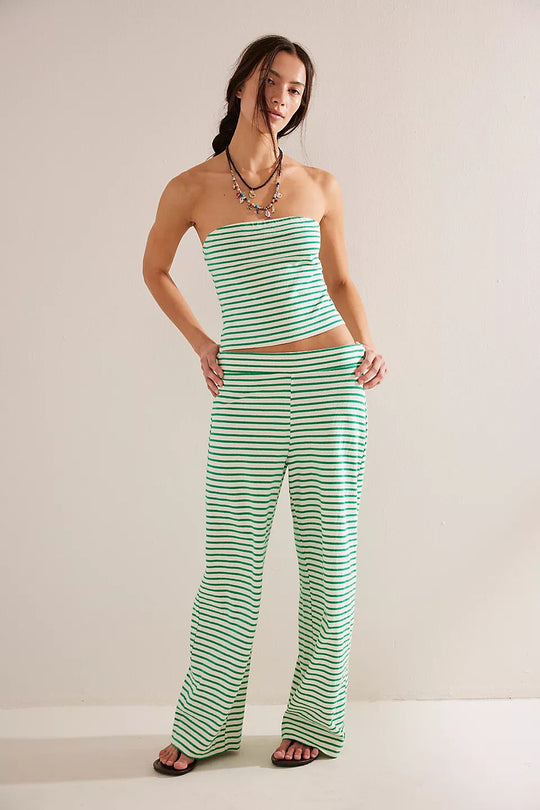Damen lässiges Loungewear-Set mit geripptem Oberteil und weiten Hosen