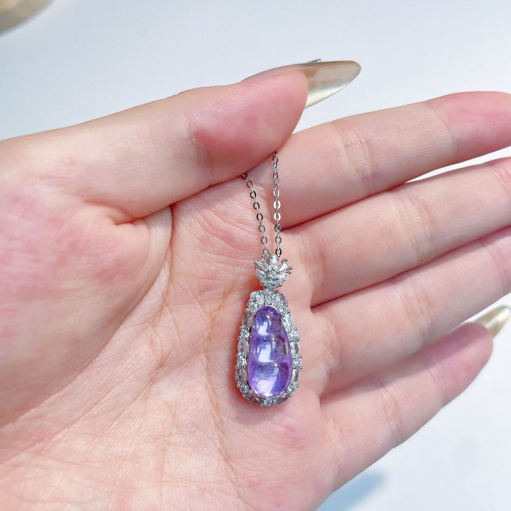 Damen Halskette mit eleganten tropfenförmigen Anhänger und funkelnden Zirkonia Shop Nory