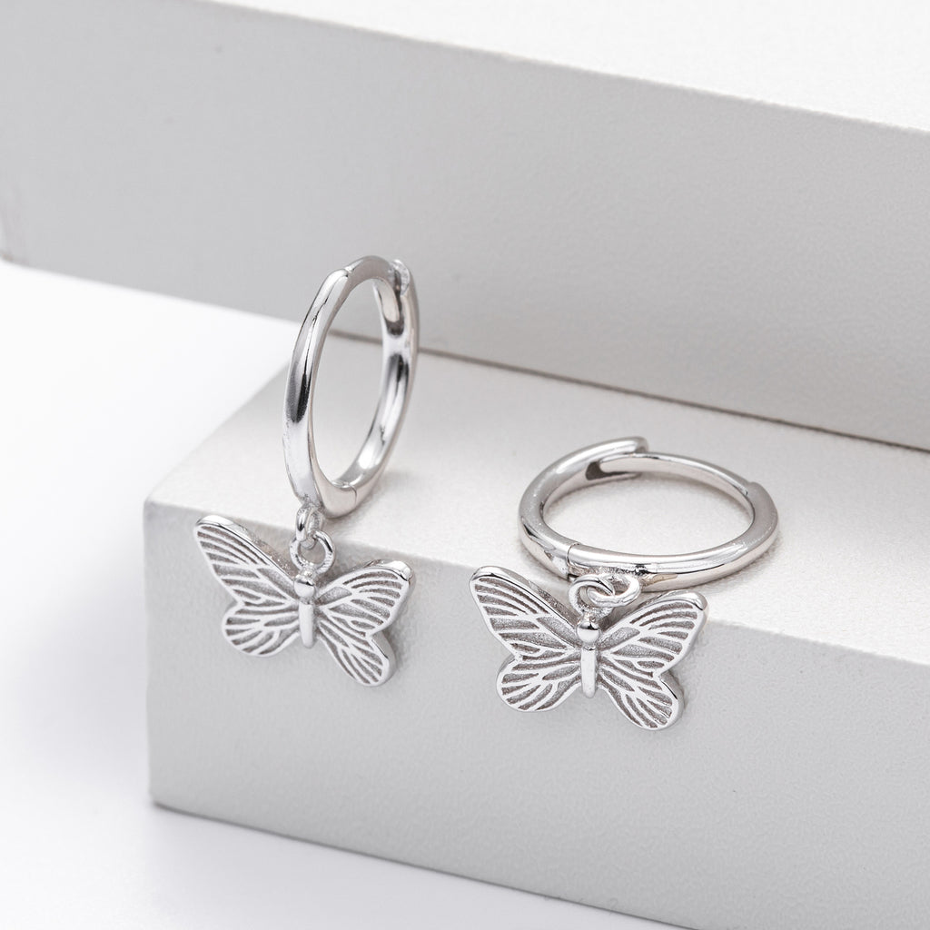 Damen Ohrhänger mit filigranem Schmetterlingsanhänger aus hochwertigem 925 Sterling Silber Shop Nory
