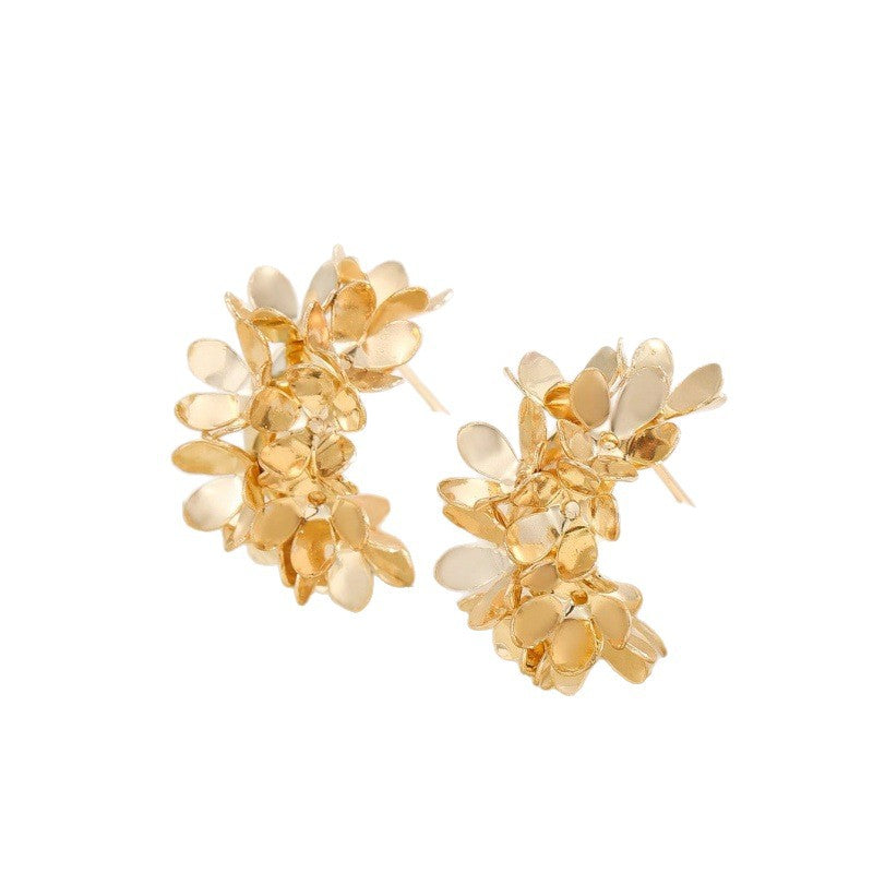Damen Ohrstecker mit floralen, glitzernden Details Shop Nory