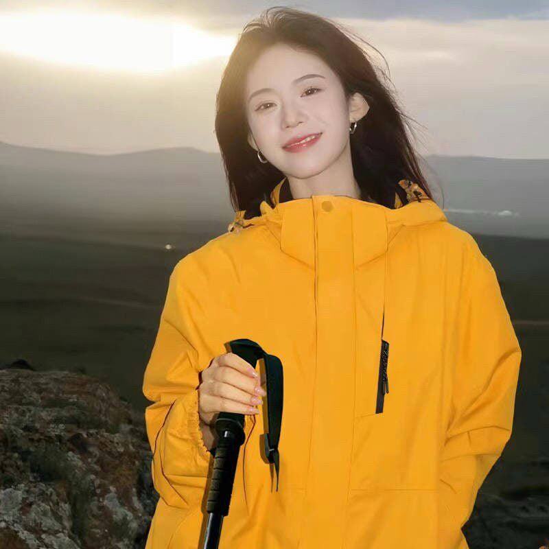 Damen Taillierte Softshelljacke mit Kapuze und Fleecefutter Shop Nory