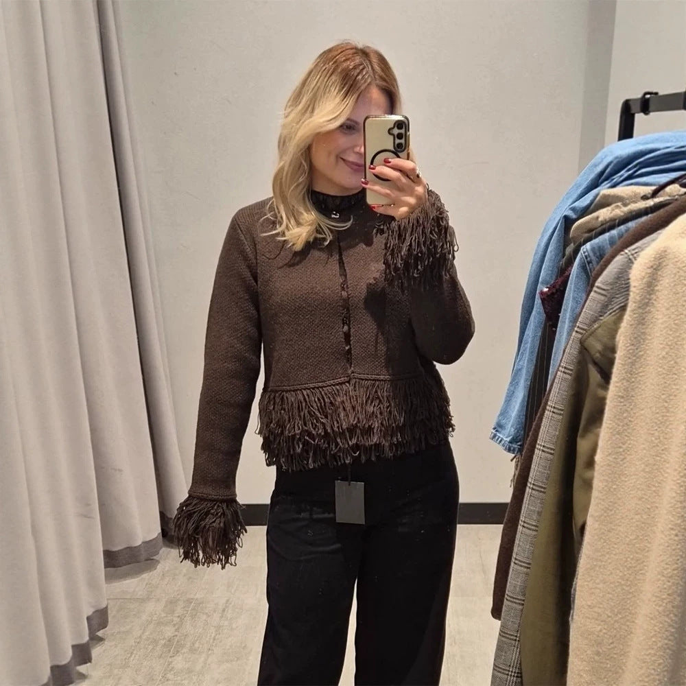 Damen Strickjacke mit Lagenfransen, Perlmuttverschluss und kastiger Silhouette Shop Nory