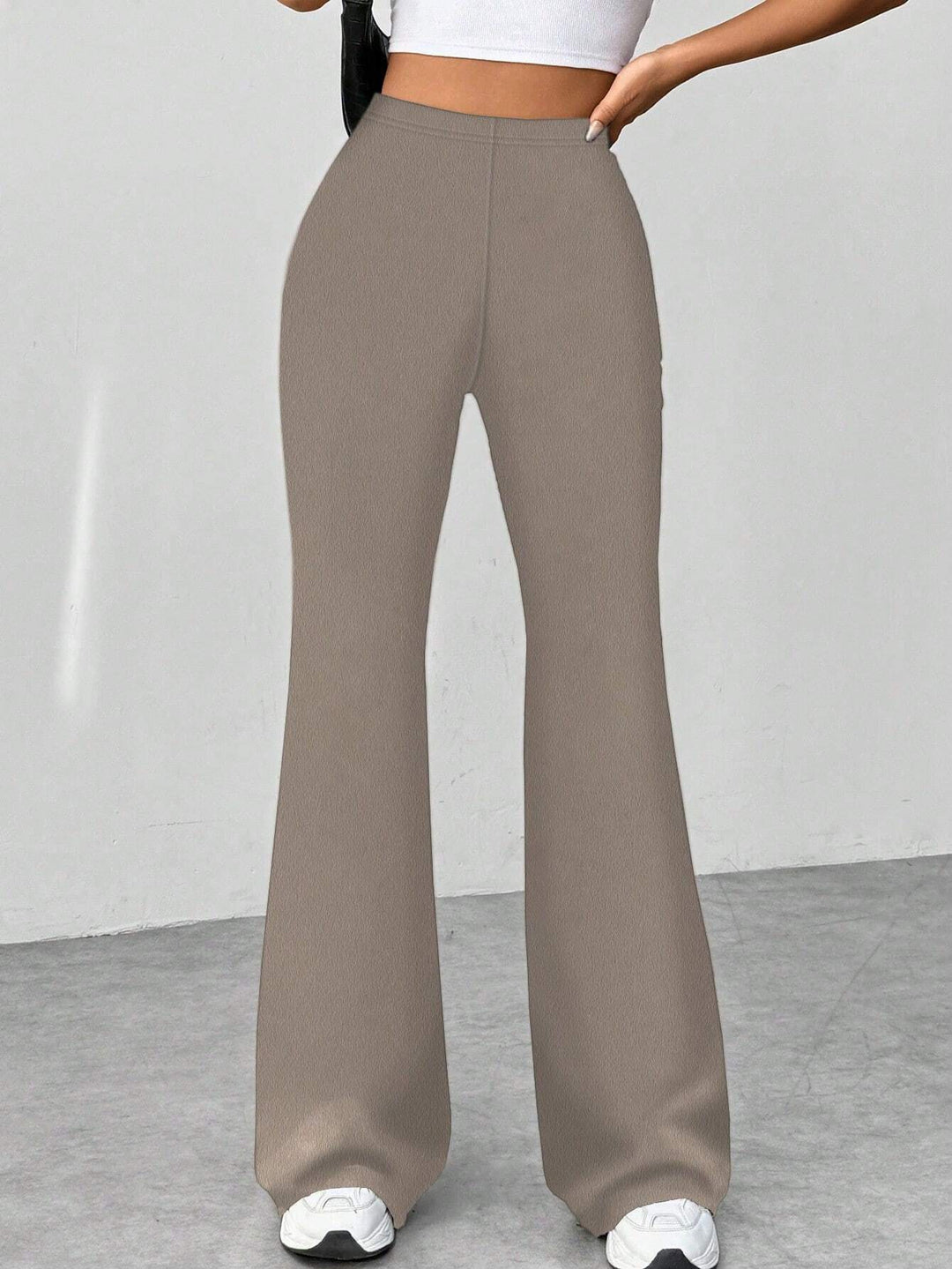 Damen Hochgeschnittene Schlaghose aus Stretch-Feinstrick Shop Nory