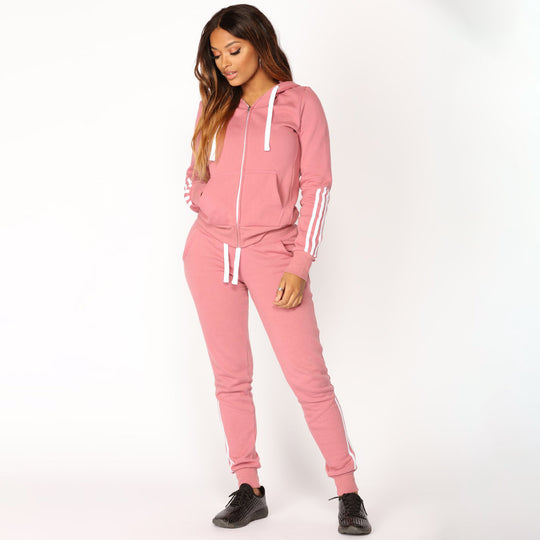 Damen sportliches Zip-Hoodie und Slim-Jogger-Set aus French-Terry mit kontrastierenden Streifen Shop Nory