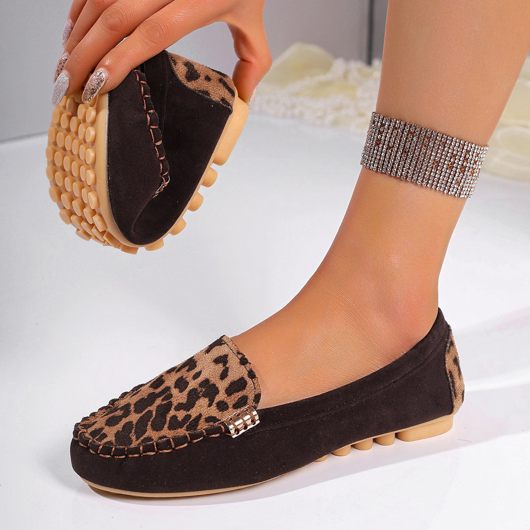 Damen Metallic Mokassin mit Noppenlaufsohle und Ziermetalldetail Shop Nory