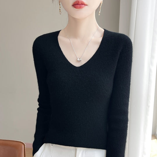 Damen Schmal geschnittener V‑Ausschnitt-Feinstrickpullover mit feiner Rippenstruktur und weicher Haptik Shop Nory