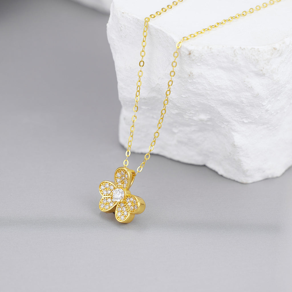 Damen Halskette mit floralem, funkelndem Anhänger Shop Nory