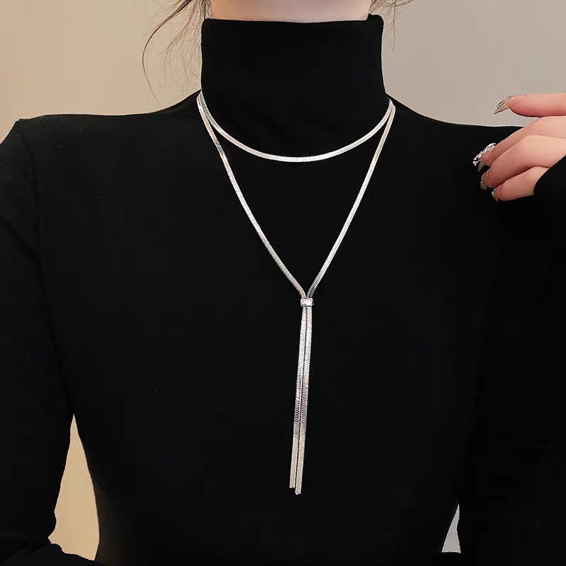 Damen hochwertige Lagen-Halskette mit eleganten Anhängern Shop Nory