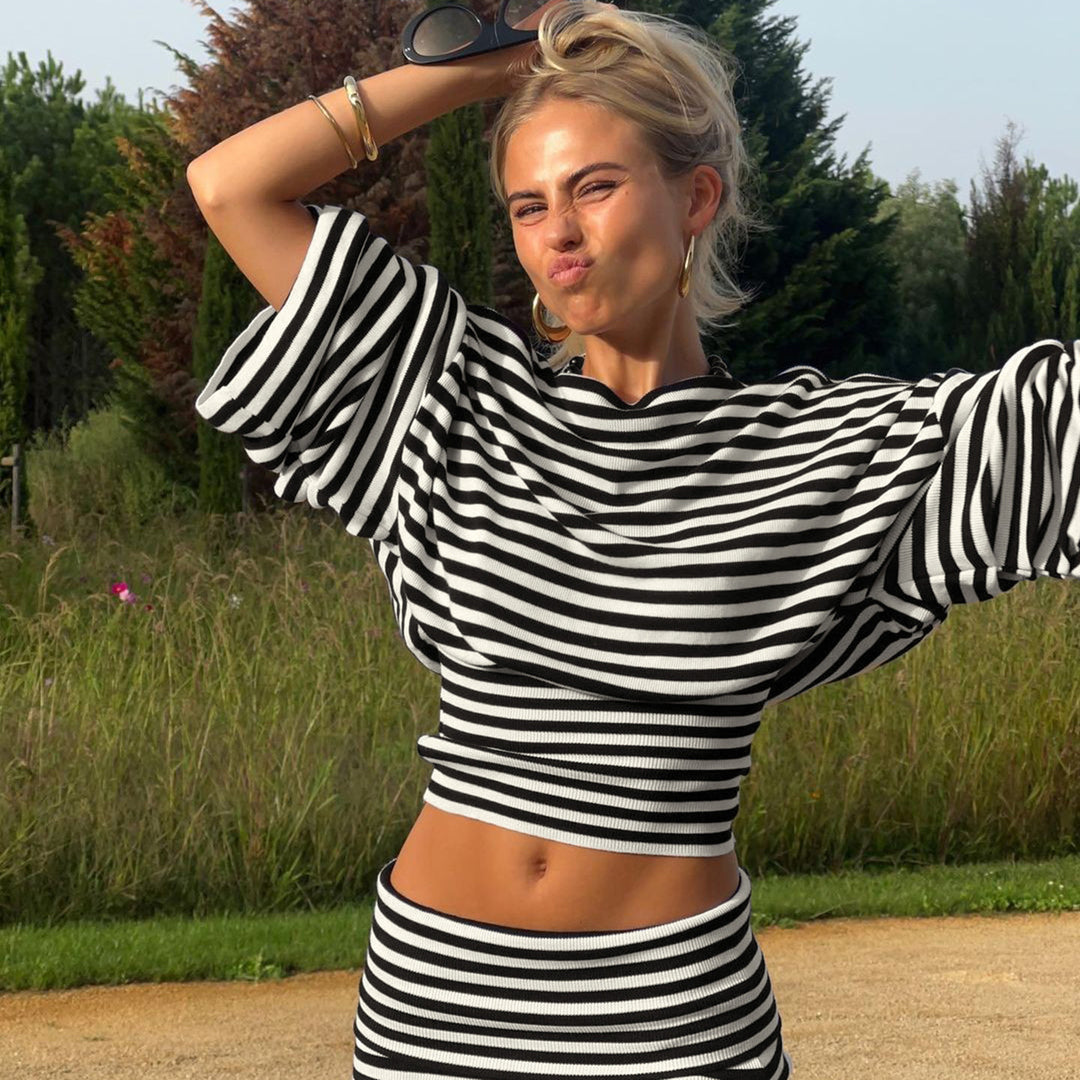 Damen nan gestreiftes Cut-Out-Longsleeve mit weitem Arm und taillierter Schichtung Shop Nory