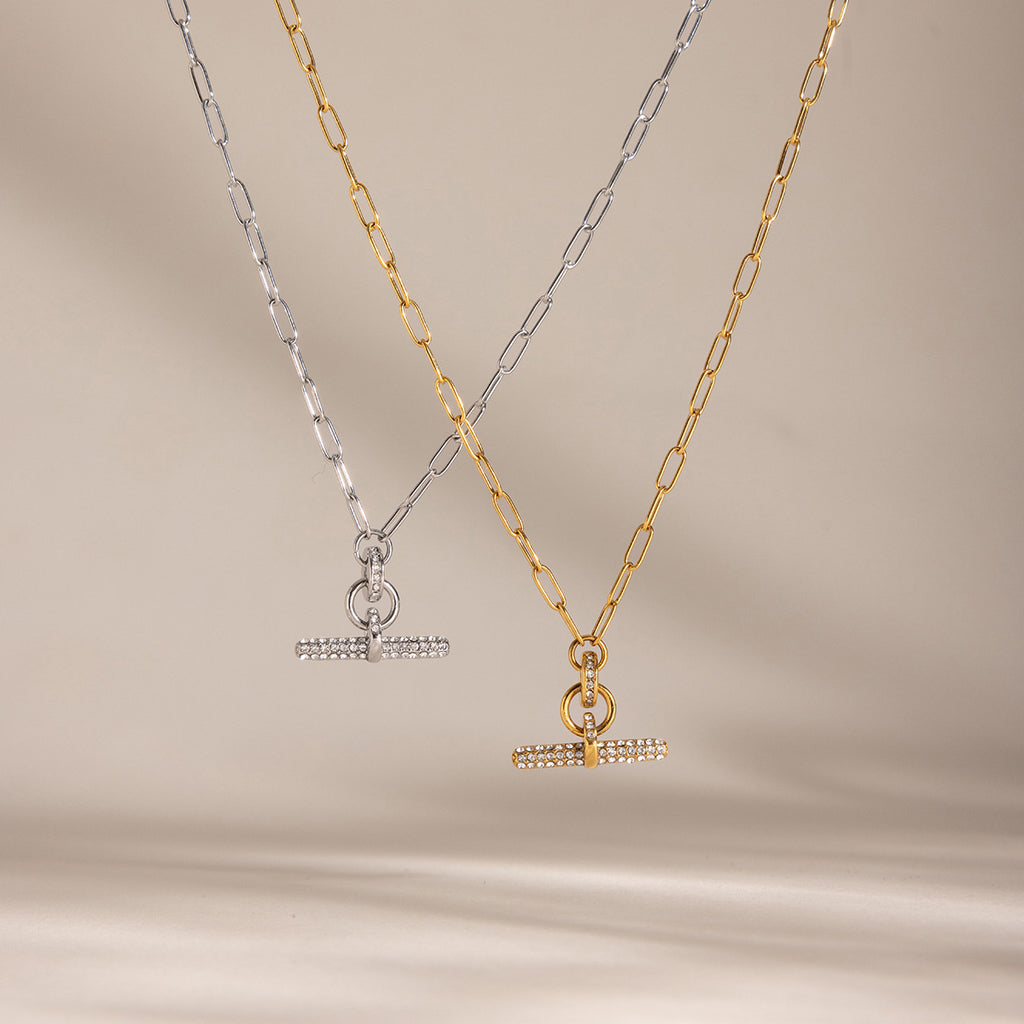 Damen Halskette mit elegantem Anhänger und wasserfestem Design Shop Nory