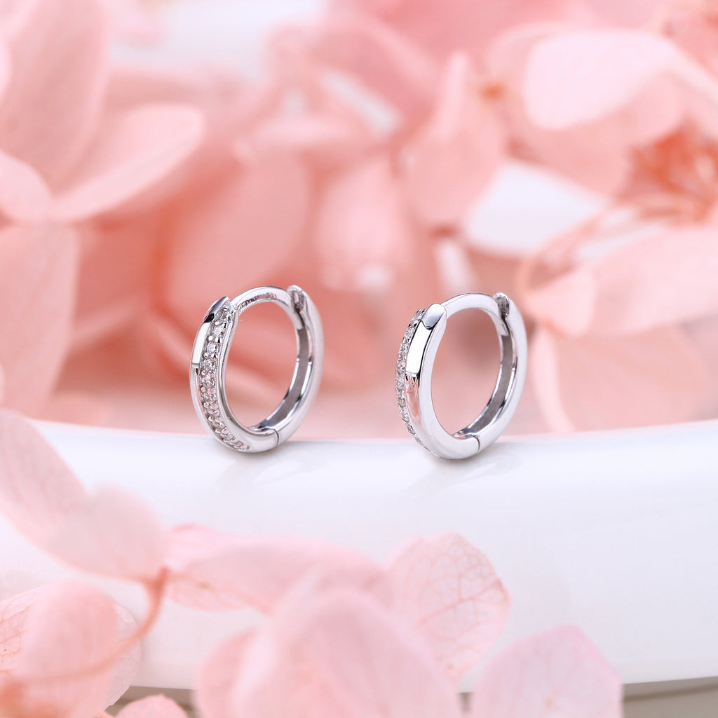 Damen Creolen mit funkelnden Zirkonia Shop Nory