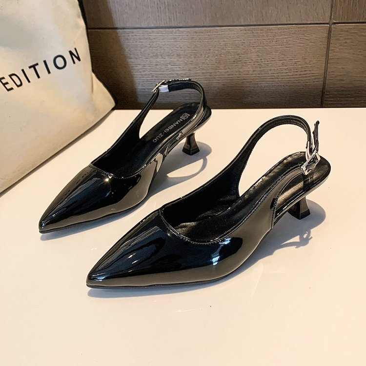 Damen Slingback-Pumps mit spitzer Kappe und glänzender Oberfläche Shopnory