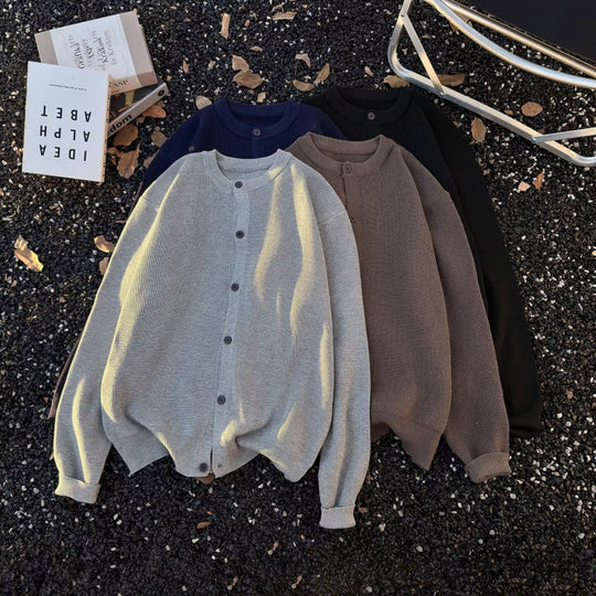 Unisex Grobgestrickte Oversize-Cardigan mit Rundhalsausschnitt und durchgehender Knopfleiste Shop Nory
