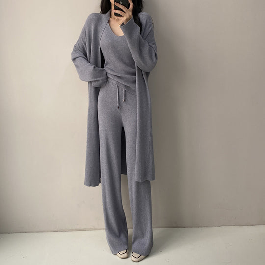 Damen Feinstrick-Loungewear-Set mit Longcardigan, Ripp-Top und weitem Strickhose Shop Nory