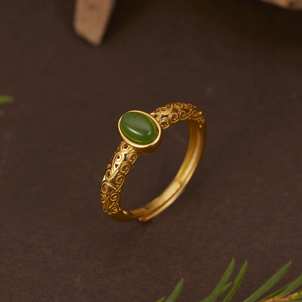 Damen eleganter Ring mit kunstvollem Design und grünem Halbedelstein Shop Nory