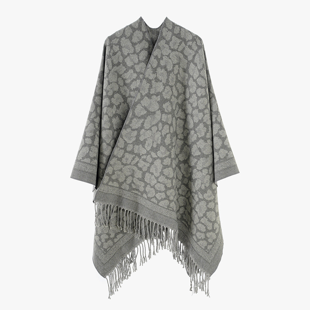 Damen Jacquard‑Poncho mit Leopardenmuster, Fransen und offenem Oversize‑Schnitt Shop Nory