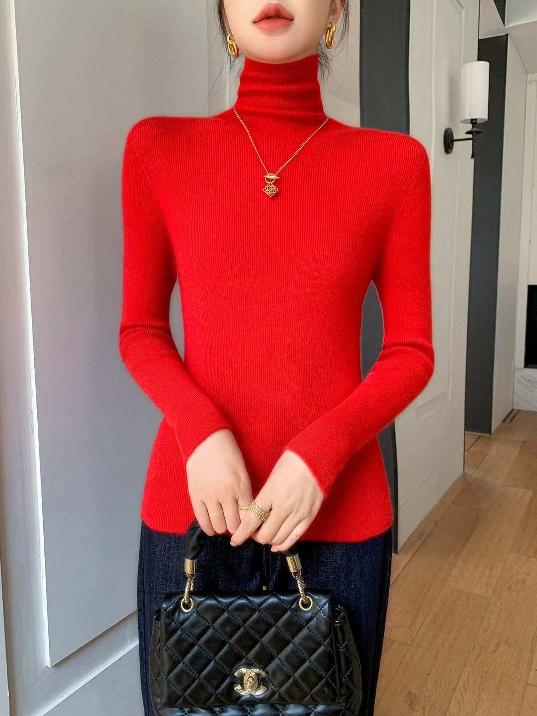 Damen Schlanker Feinstrickpullover mit hohem Rollkragen und feiner Rippstruktur Shop Nory