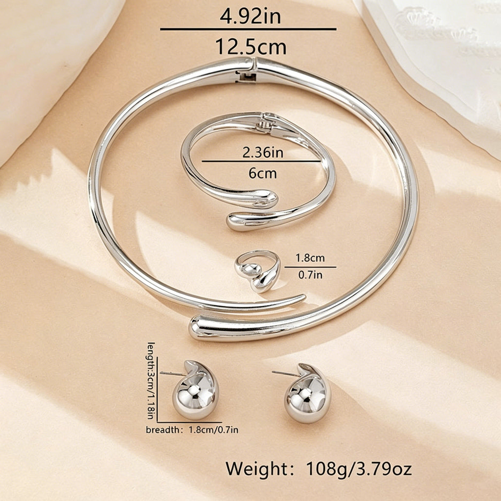 Damen Offener Armreif mit elegantem, skulpturalem Design Shop Nory