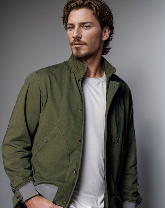 Herren Kurzblouson mit Stehkragen, verdeckter Druckknopfleiste und Rippbündchen Shop Nory