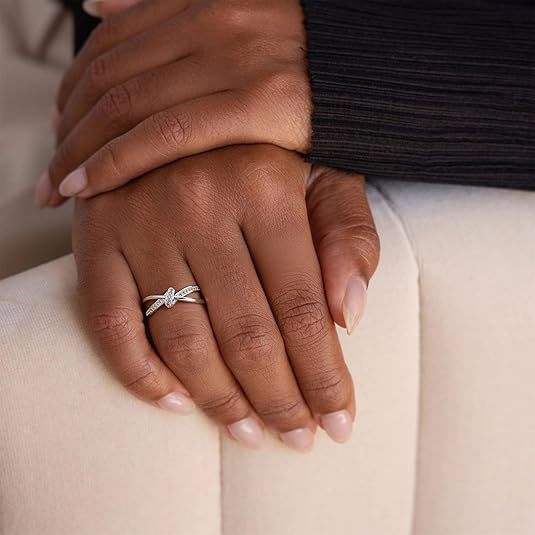 Damen Funktionsring mit elegantem Kreuzdesign Shop Nory